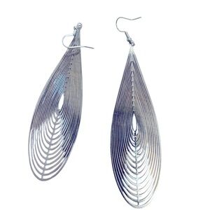 Silver plated earrings! Light weight!